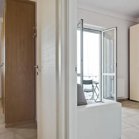 Amazing Holiday Home Near Pet Friendly Beach Carrara Exterior photo