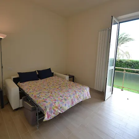 Amazing Holiday Home Near Pet Friendly Beach Carrara Exterior photo