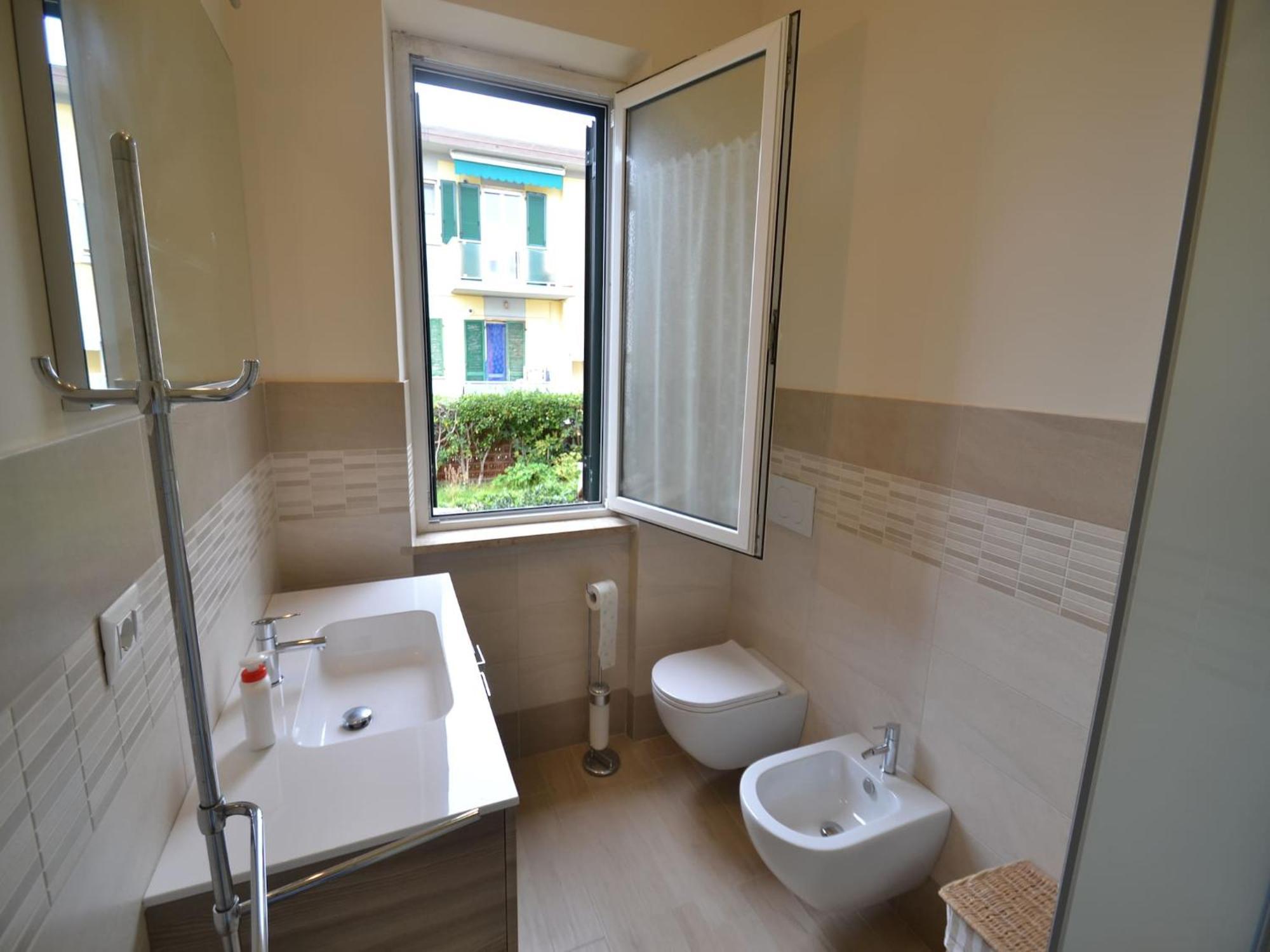 Amazing Near Pet Friendly Vakantiehuis Carrara